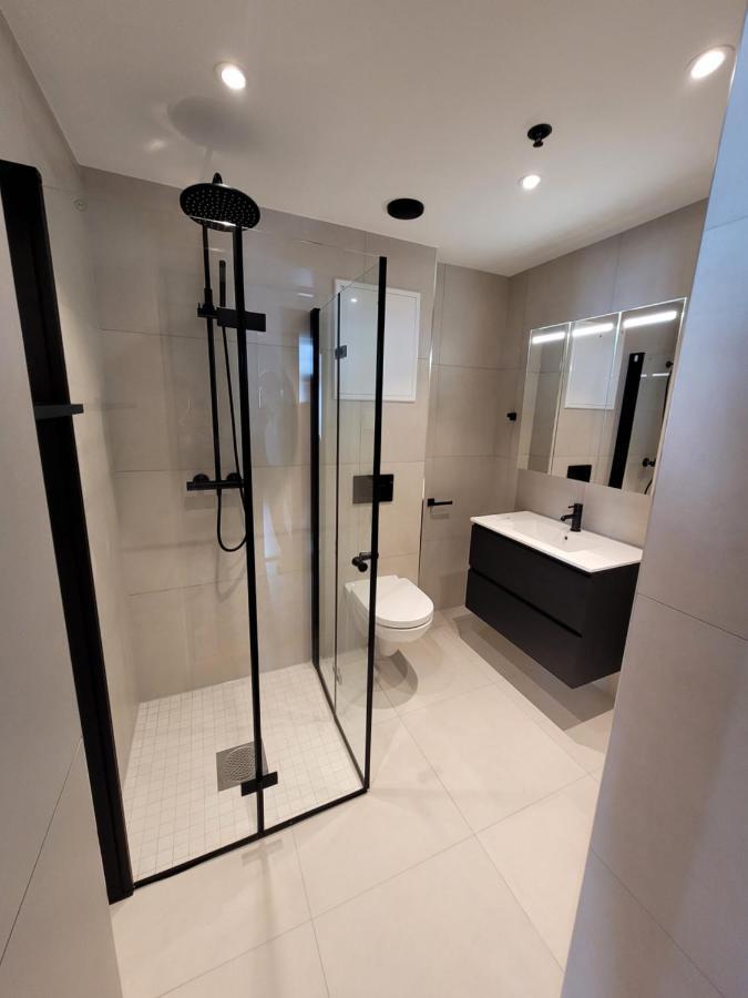 Single Elegant Room I Sentrum- Sea View Ålesund Exterior photo