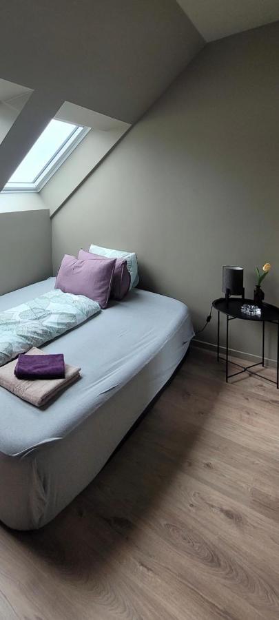 Single Elegant Room I Sentrum- Sea View Ålesund Room photo